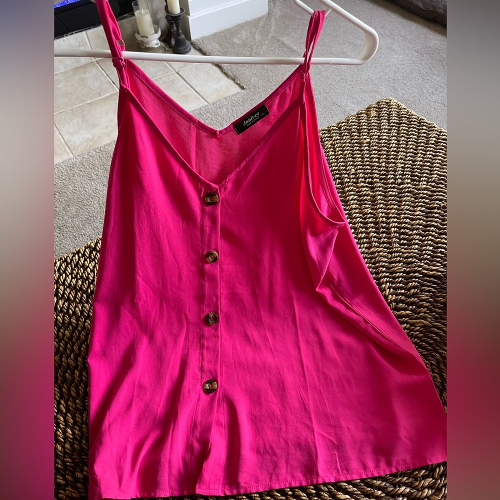 Pink tank top